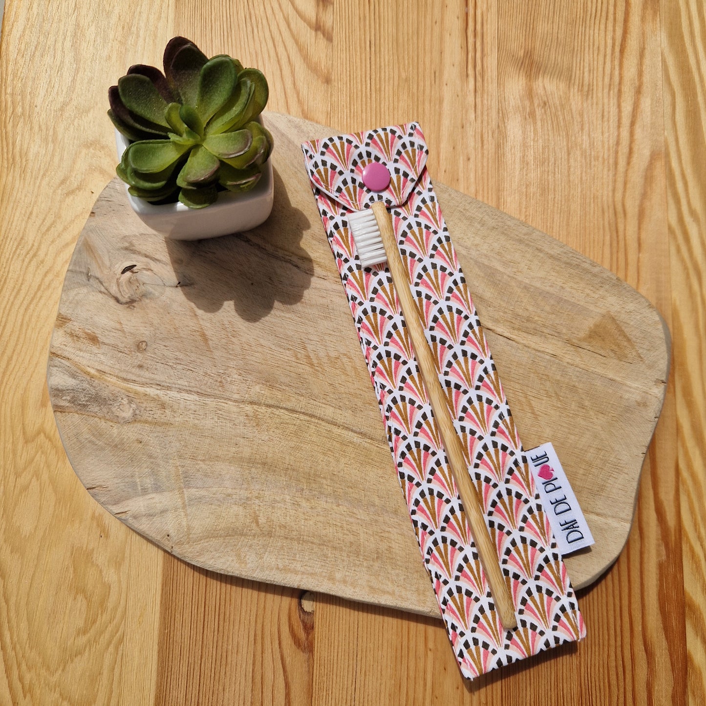 Pochette à brosse à dents