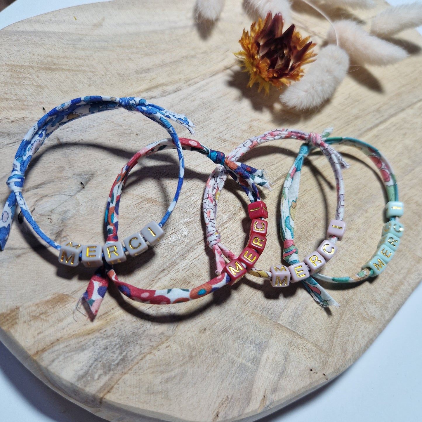 Bracelet message