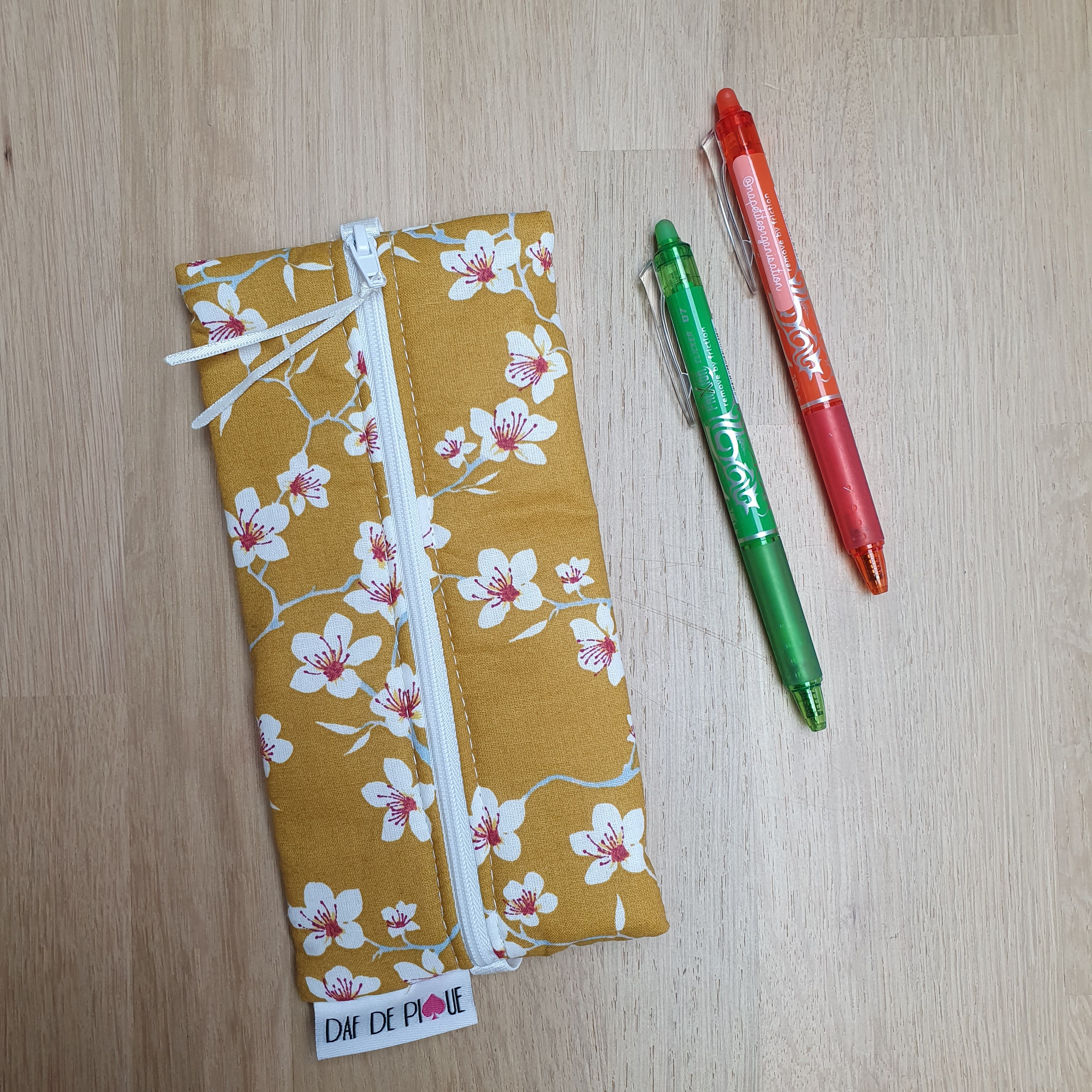 Trousse à stylo élastiquée agenda - vue 3