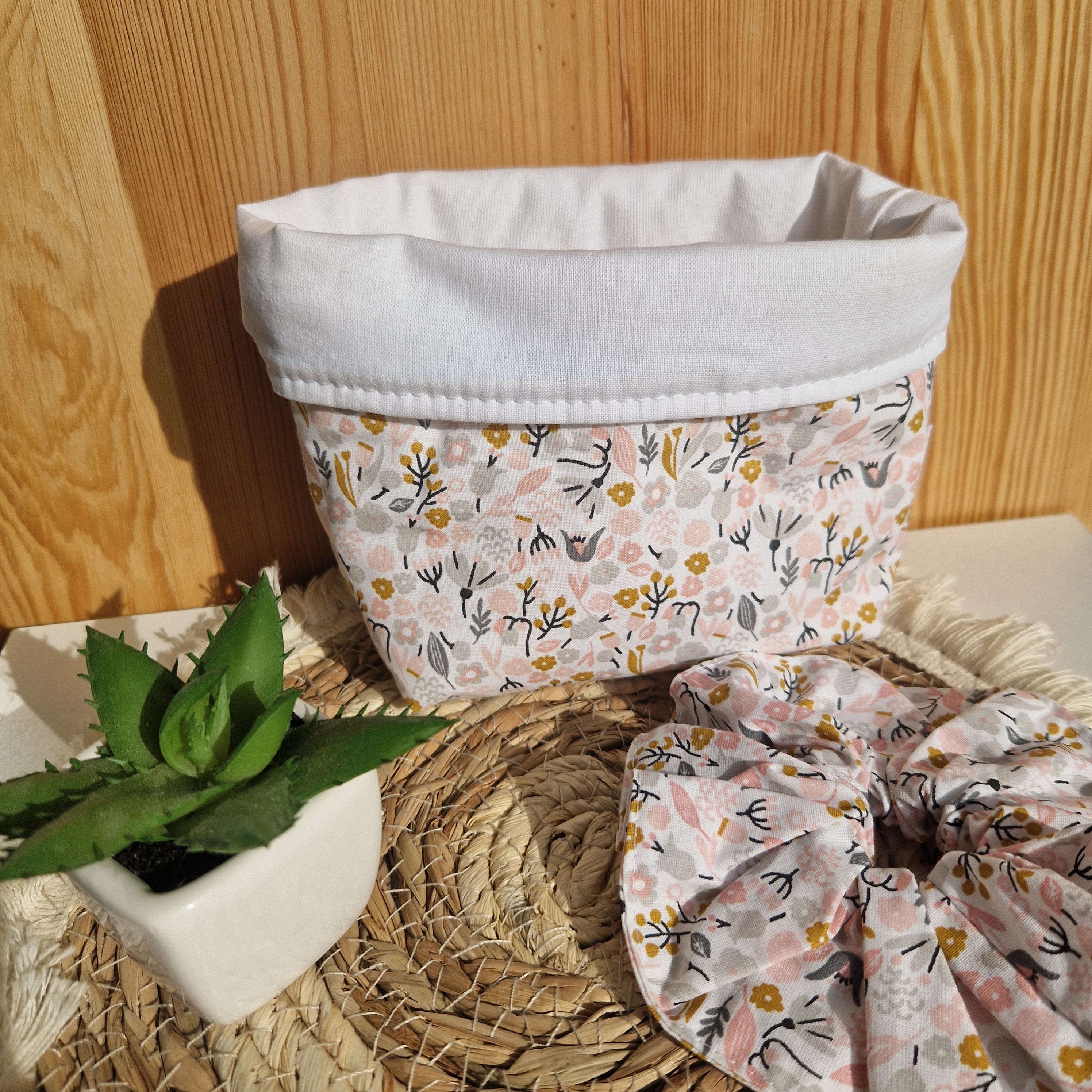 Corbeille en tissu molletonnée