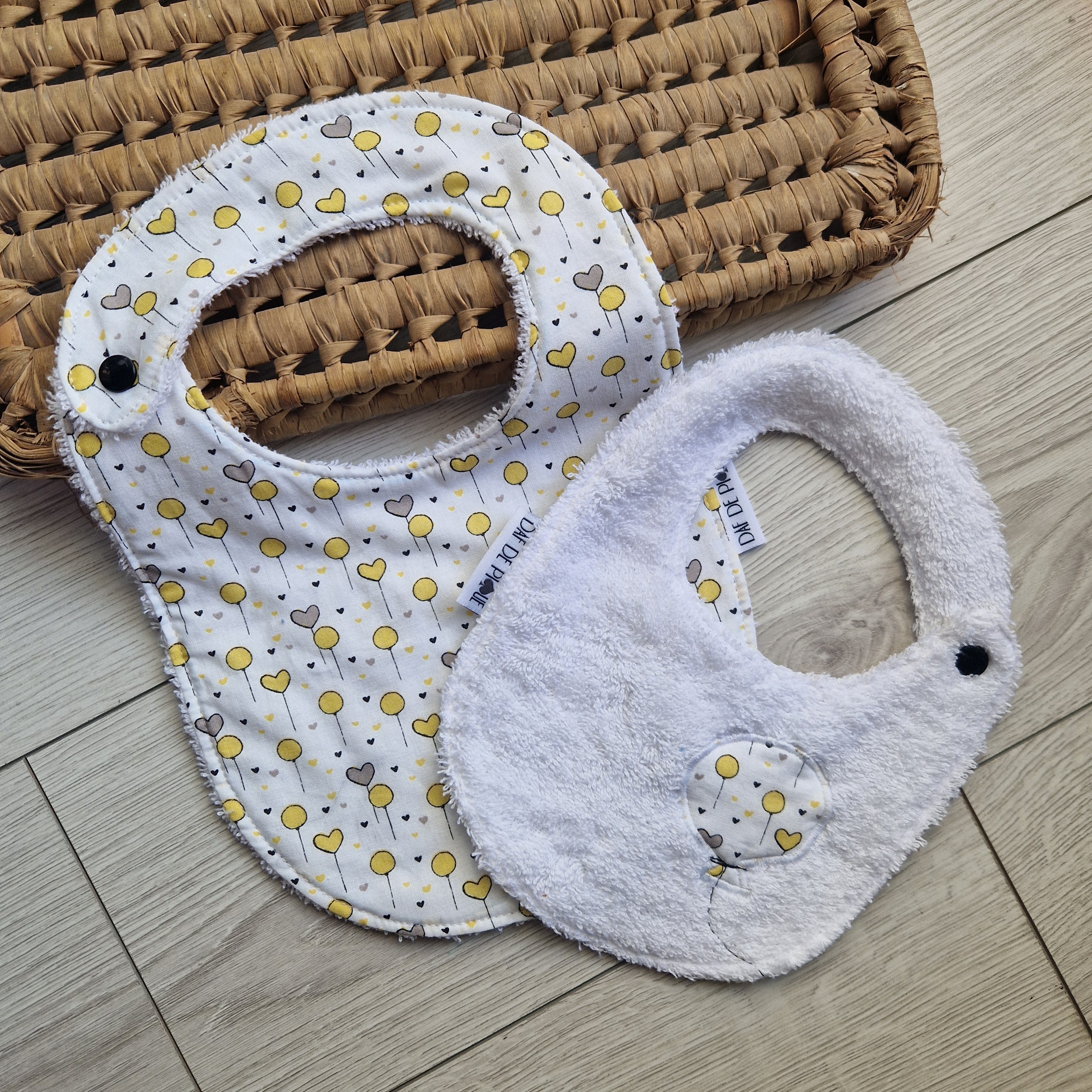 Bavoir bébé réversible coton et éponge - vue 10