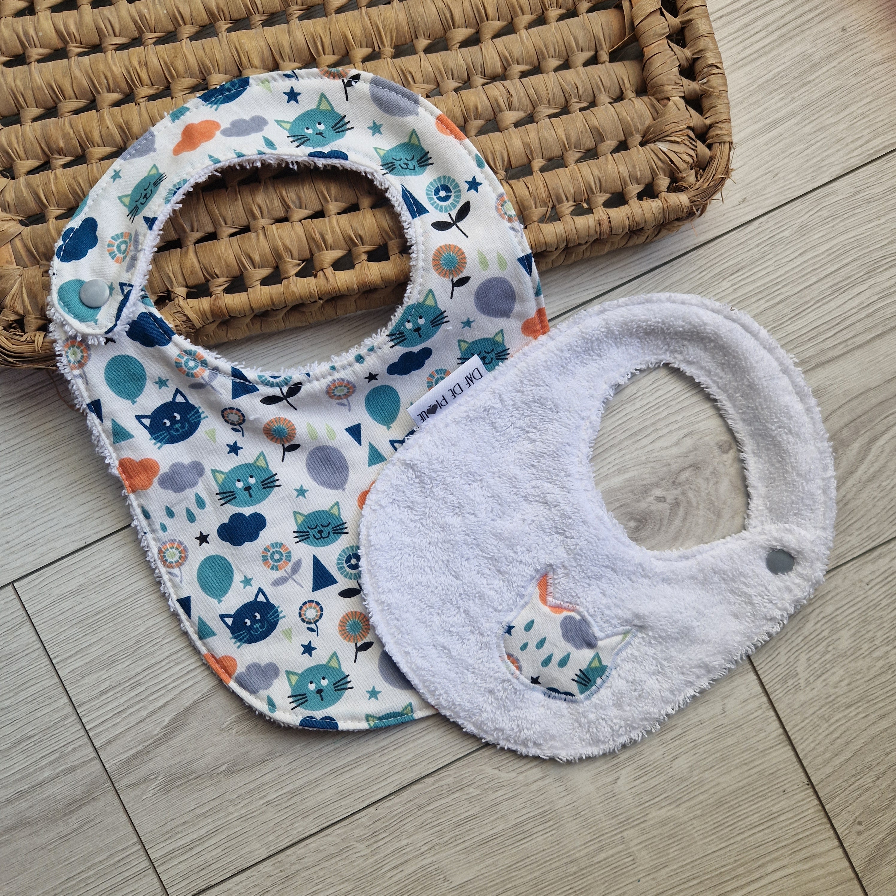 Bavoir bébé réversible coton et éponge - vue 12