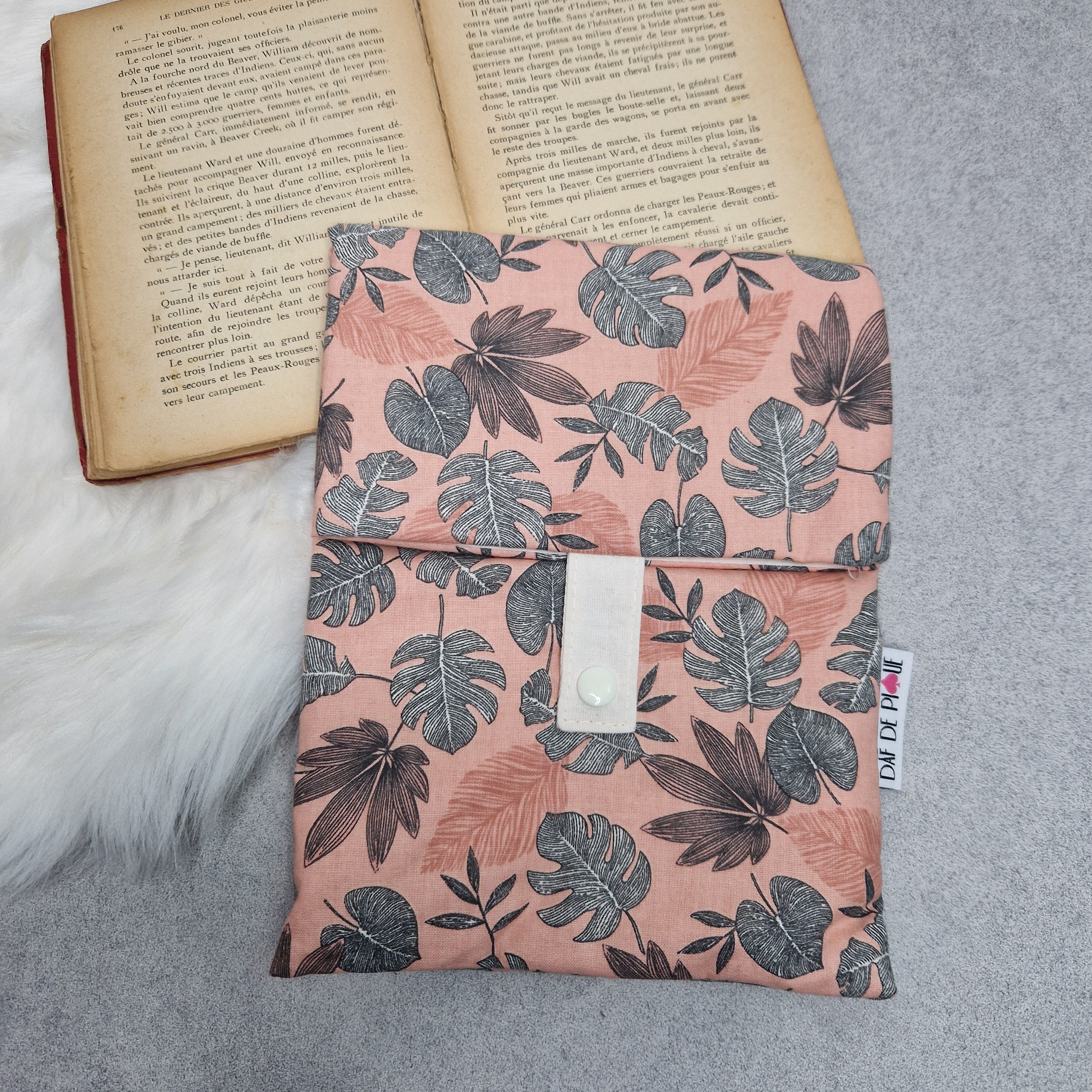 Pochette à livre réglable en tissu Eden - vue 4