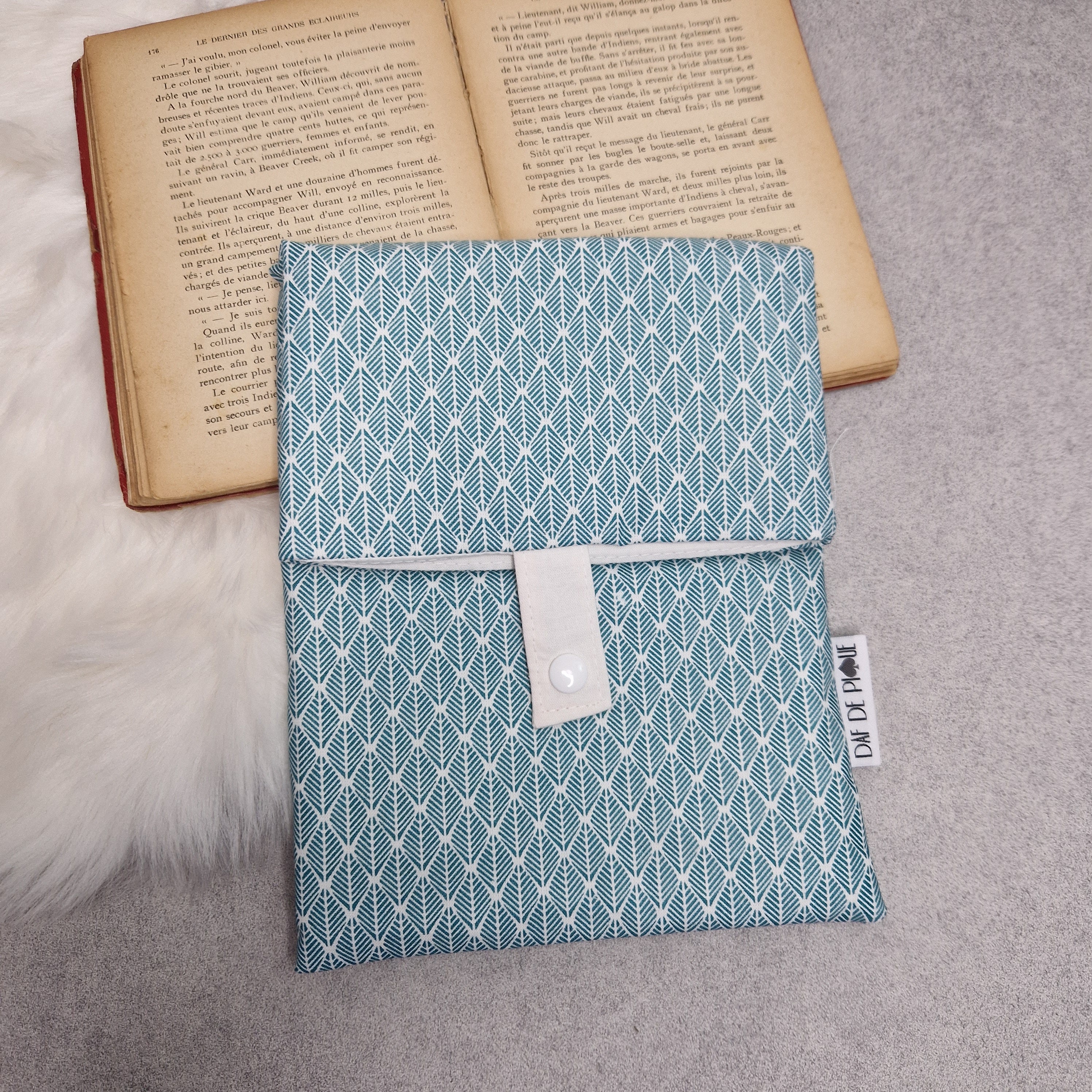 Pochette à livre réglable en tissu Eden - vue 6