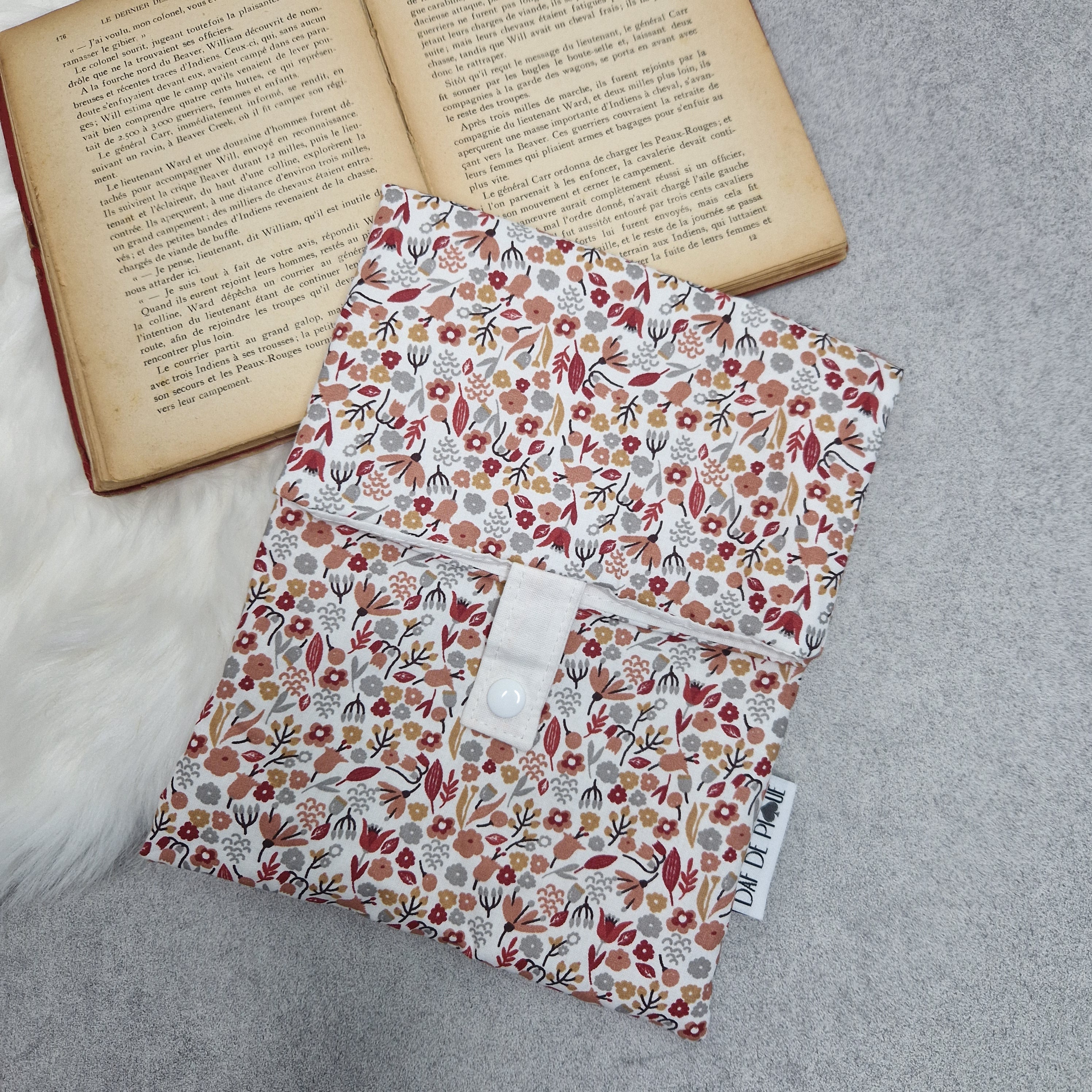 Pochette à livre réglable en tissu Eden - vue 8