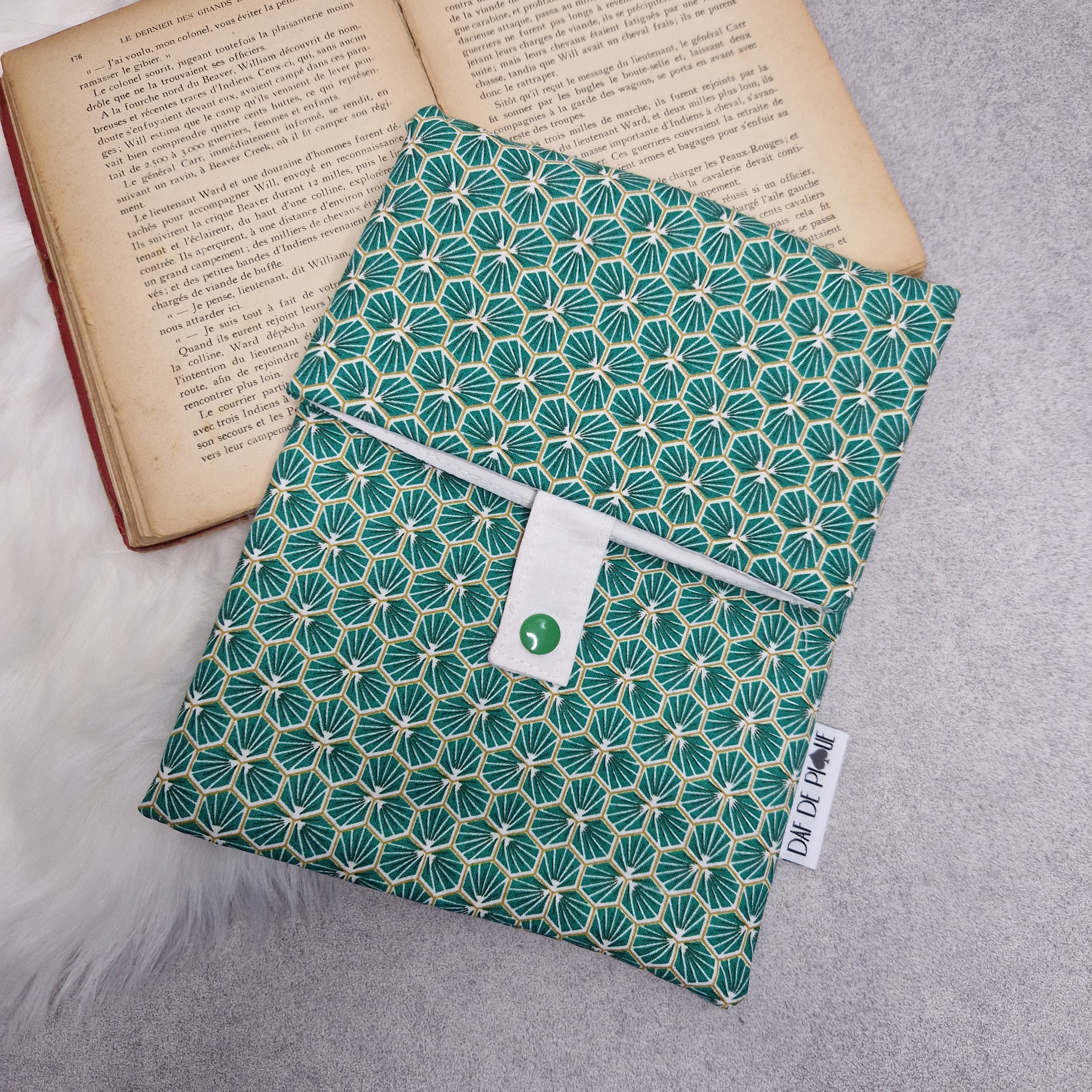 Pochette à livre réglable en tissu Eden - vue 13