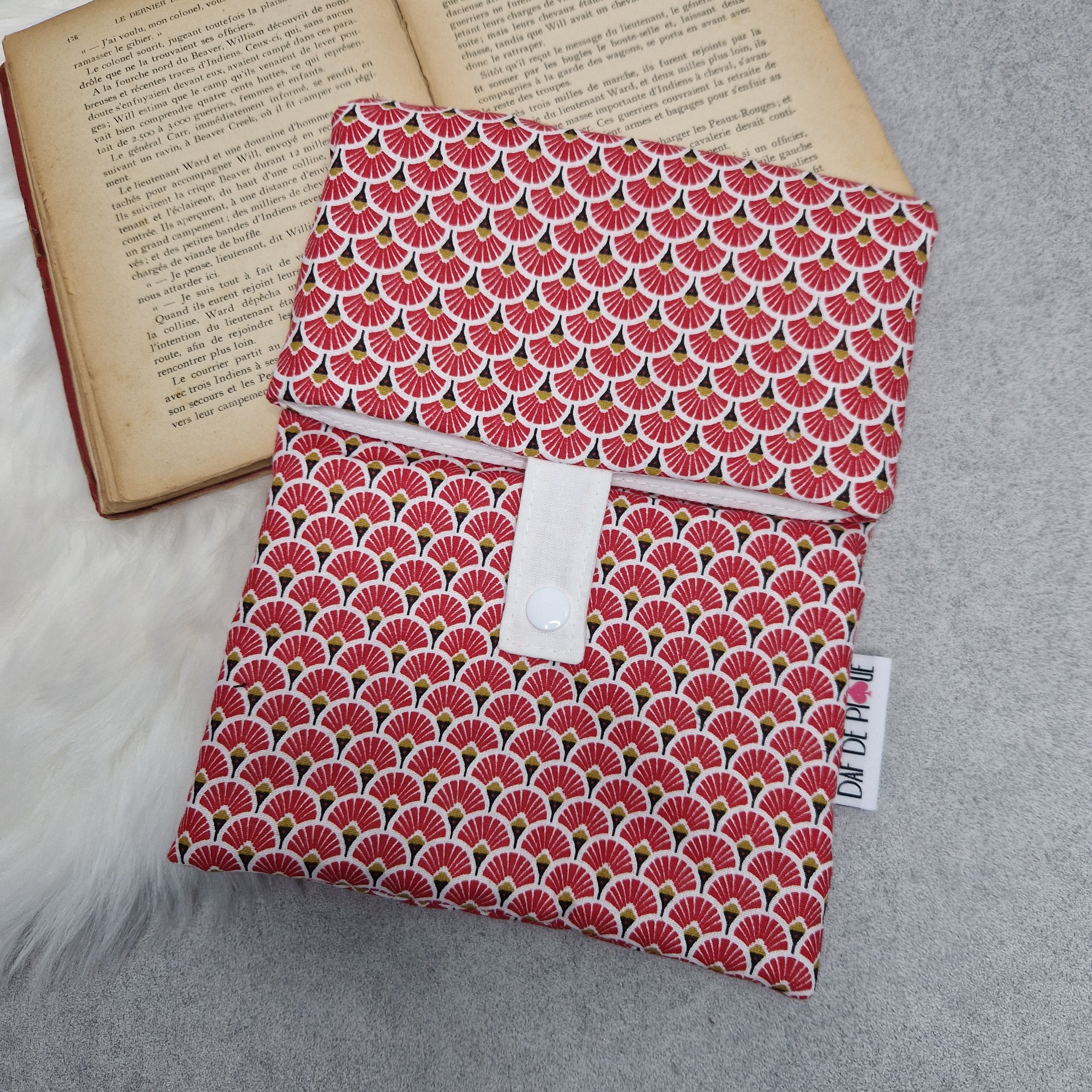 Pochette à livre réglable en tissu Eden - vue 15