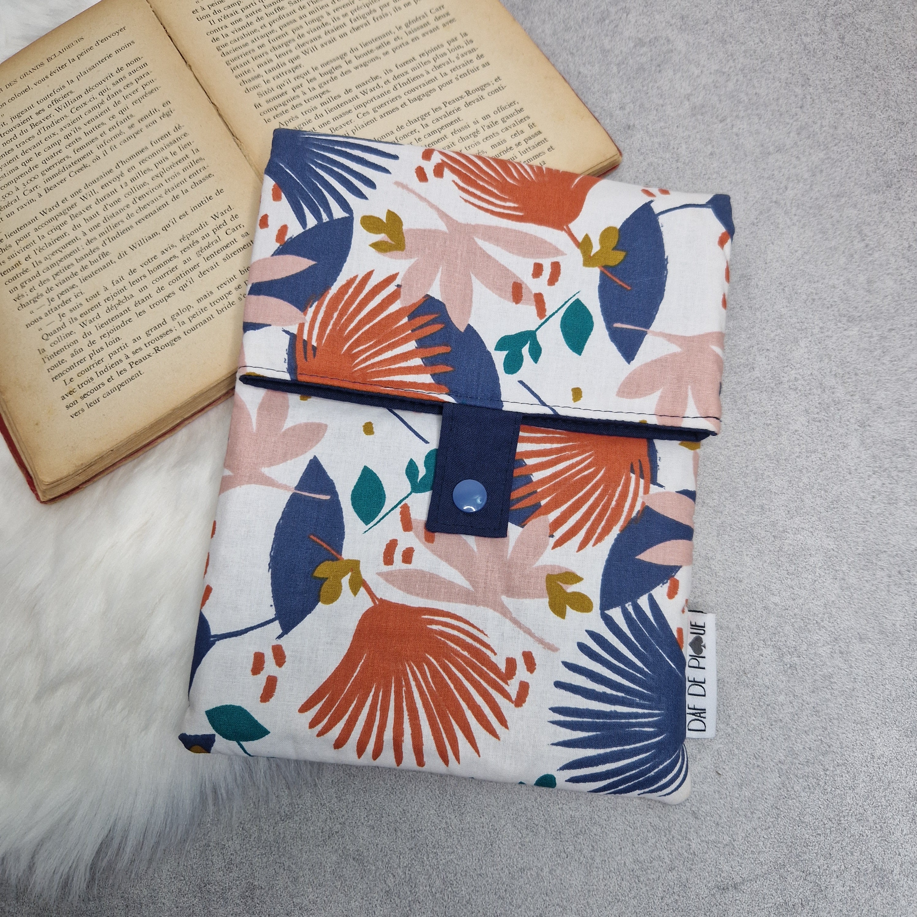 Pochette à livre réglable en tissu