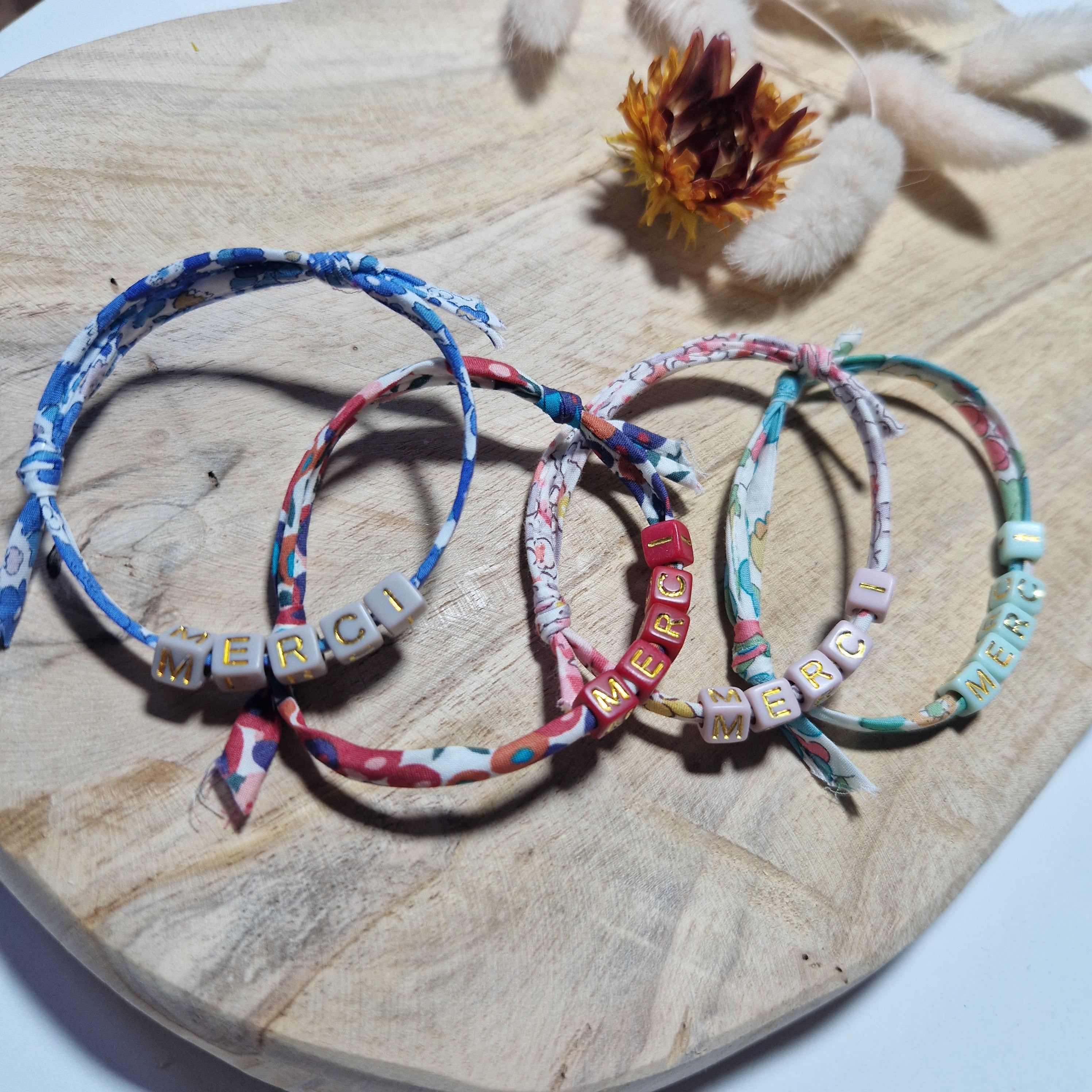 Bracelet message perles coton fait main - vue 9