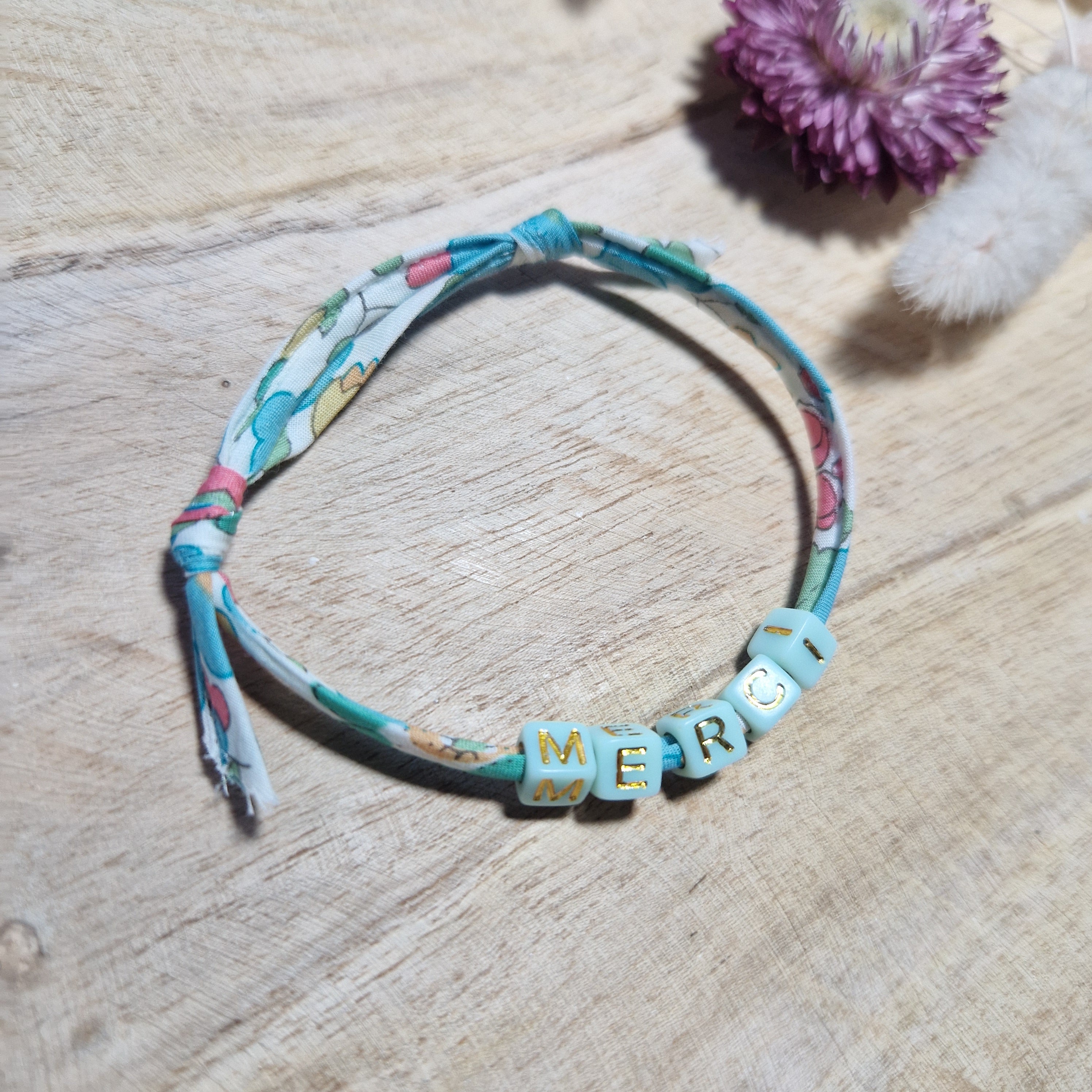Bracelet message perles coton fait main - vue 3