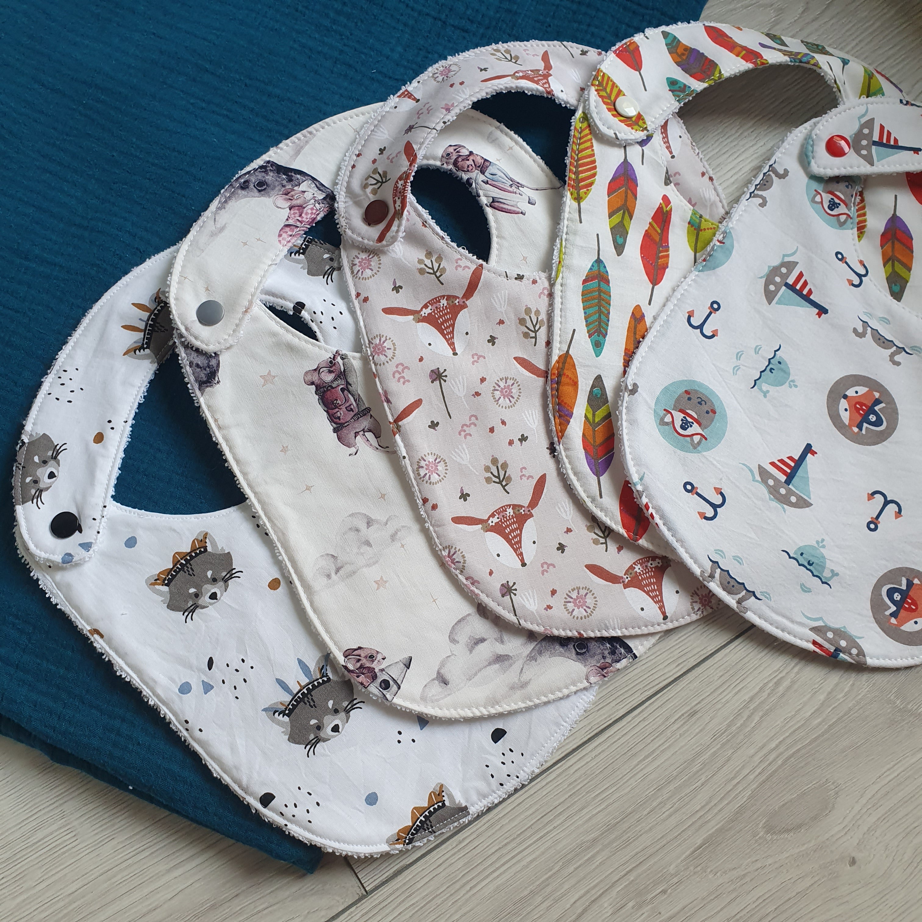 Bavoir bébé réversible coton et éponge