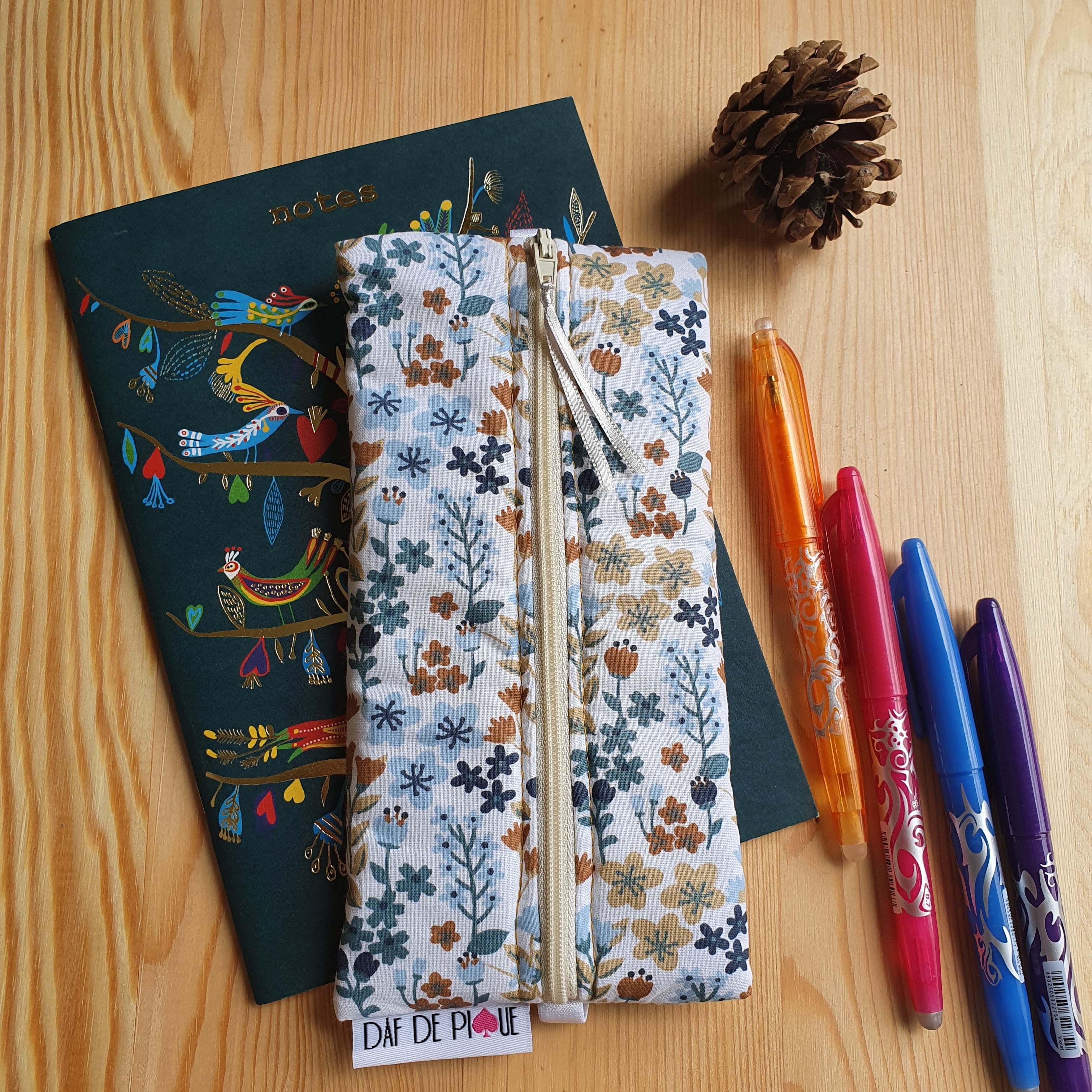 Trousse à stylo élastiquée agenda - vue 2